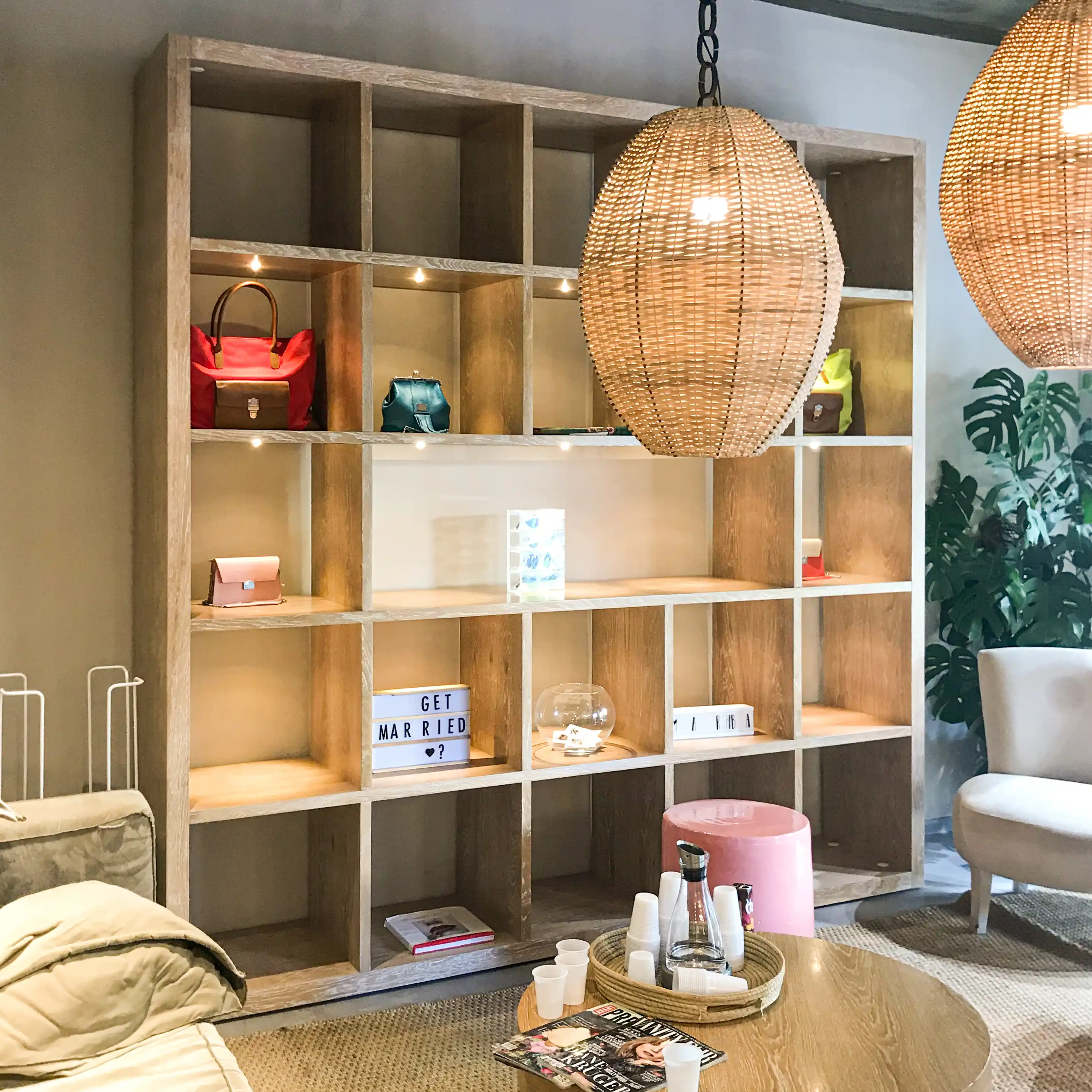 Feryel Studio — Institut de Beauté — Espaces Professionnels & Commerciaux — Ligne Apollon (photo 9)